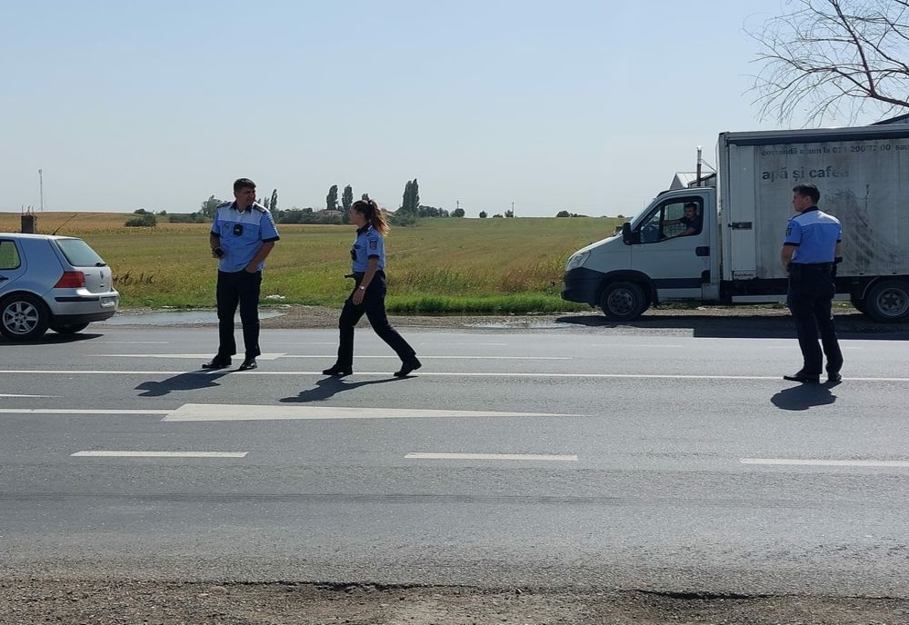 Poliţiştii au aplicat peste 150 de sancţiuni contravenţionale la regimul circulaţiei pe drumurile publice 