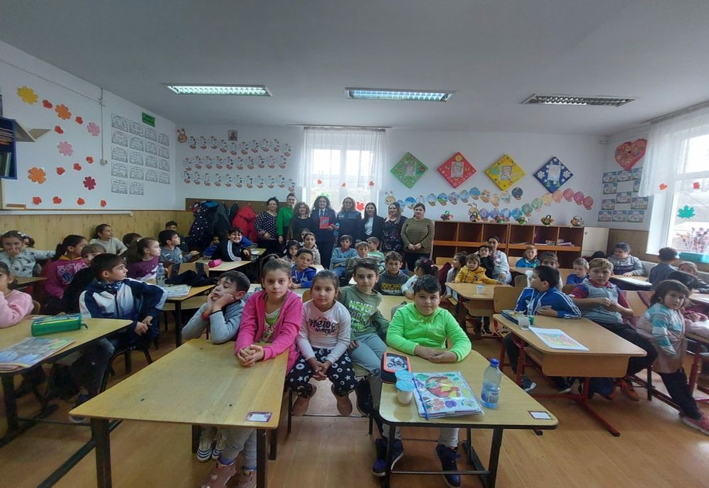 Acțiuni pentru siguranța elevilor în trafic, în şcoală, în mediul online