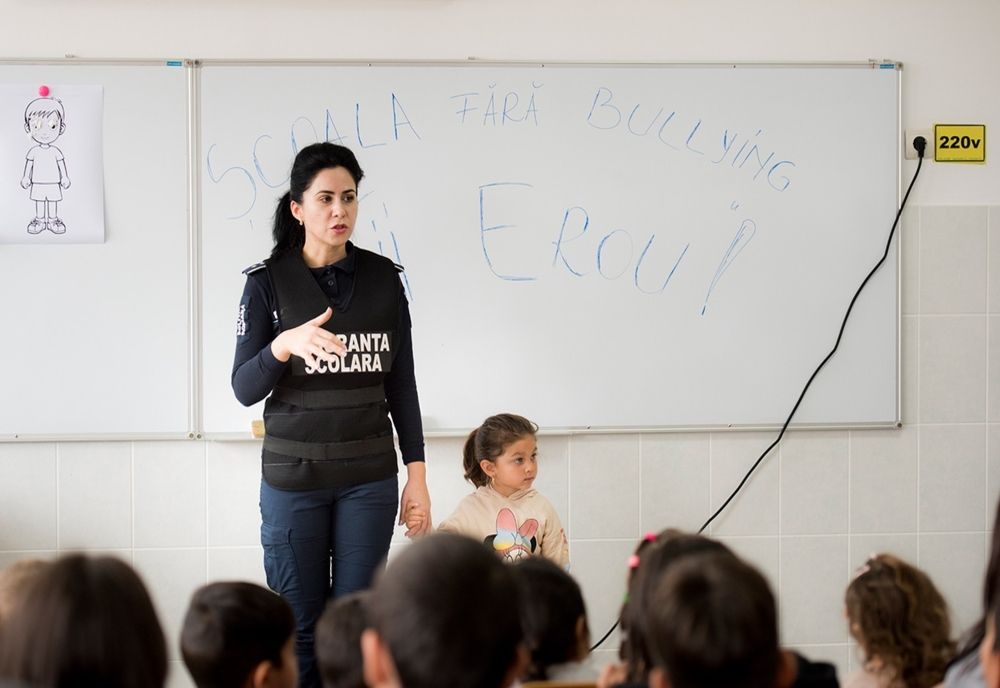 Școala Fără Bullying! Fii erou!