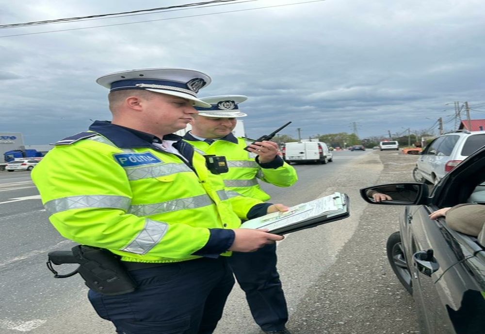 Video: Împotriva a 102 „vitezomani” polițiștii buzoieni au luat şi măsura reținerii permisului în vederea suspendării exercitării dreptului de a conduce