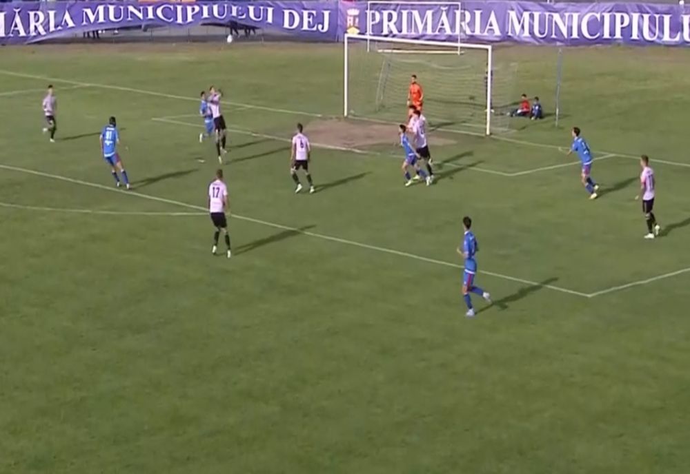 Gloria Buzău învinsă dintr-un penalty de Unirea Dej