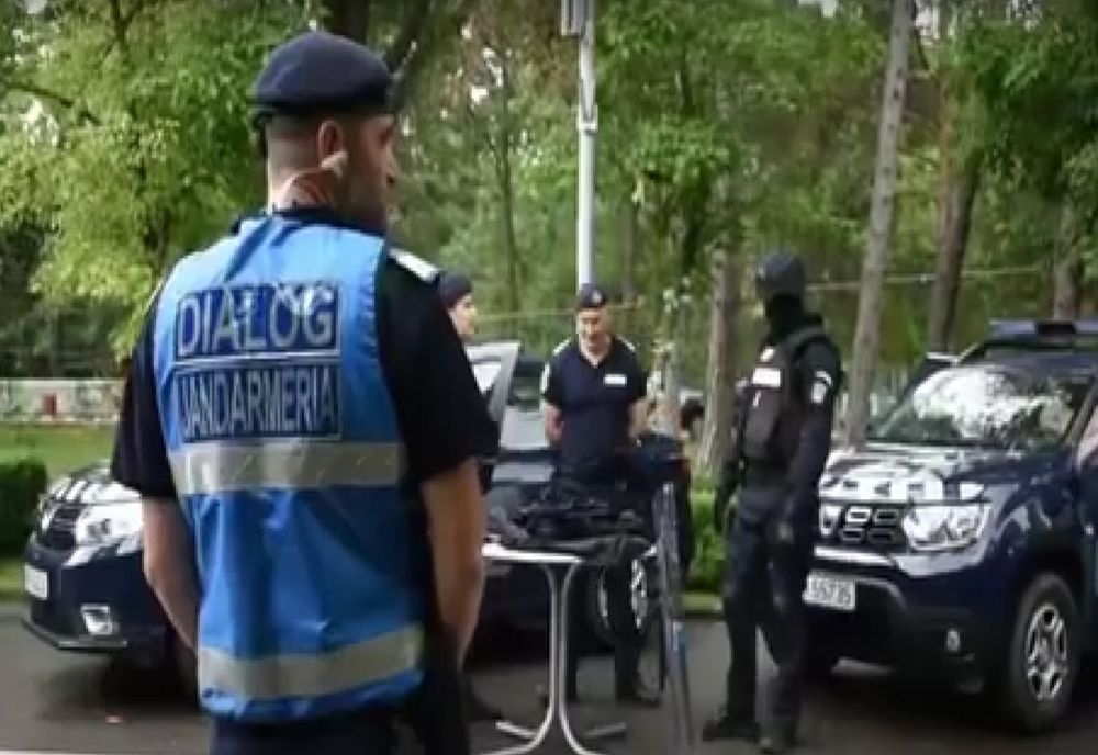 Jandarmii buzoieni multumesc copiilor care, de ziua lor, le-au umplut inimile de bucurie