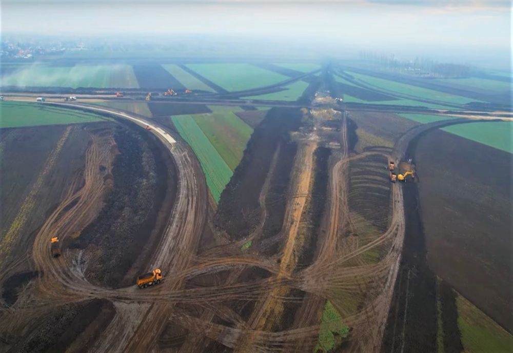 Autostrada Buzău – Focșani: Peste 800 de muncitori mobilizați pe tronsonul 1