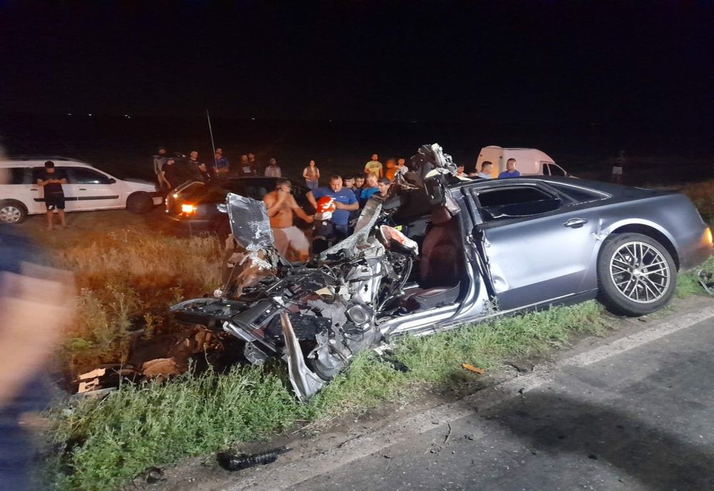 FOTO: Tată și fiică morți într-un accident pe DN2C, la Padina. Mama se află în stare gravă la spital