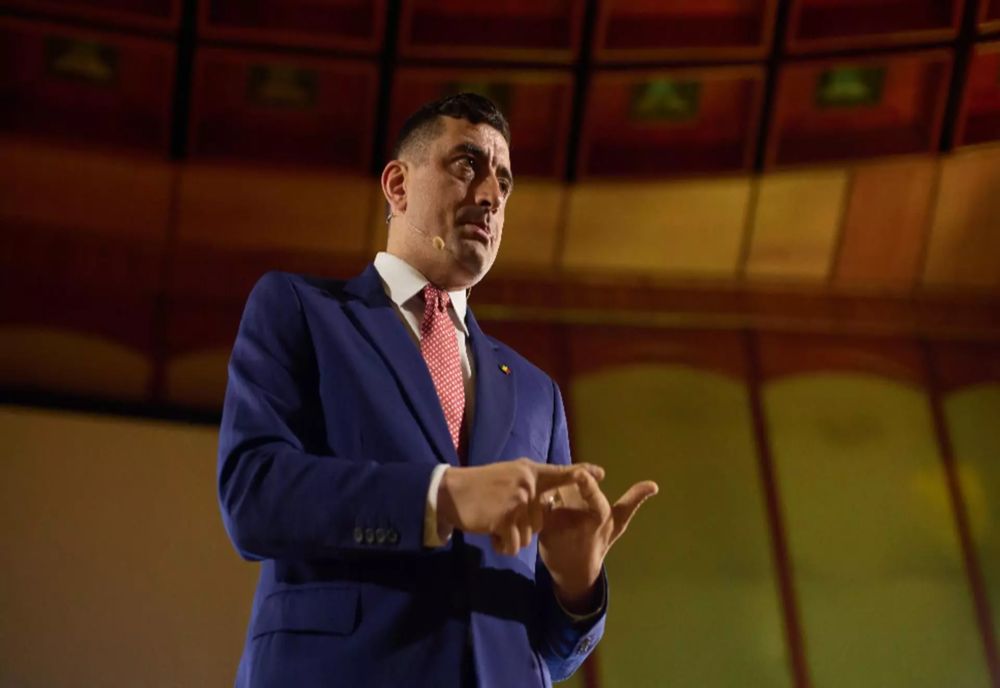 GEORGE SIMION: ”NU M-AM DEZIS DE DEMOCRAȚIE ȘI NICI DE CĂLIN GEORGESCU. RĂMÂN CU POPORUL MEU” - LIDERUL AUR, INVITAT LA CULISELE STATULUI PARALEL - EDIȚIE EXPLOZIVĂ, ORA 21:00