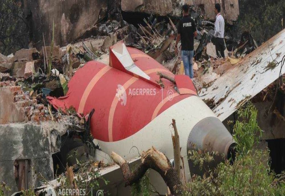 INDIA: CEL PUȚIN 279 DE MORȚI ÎN ACCIDENTUL AVIATIC DIN AHMEDABAD