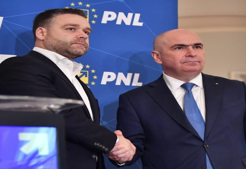 Război politic pentru Capitală: Nici Drulă, nici Ciucu nu se retrag. Care este adevăratul motiv pentru care rămân amândoi în cursă