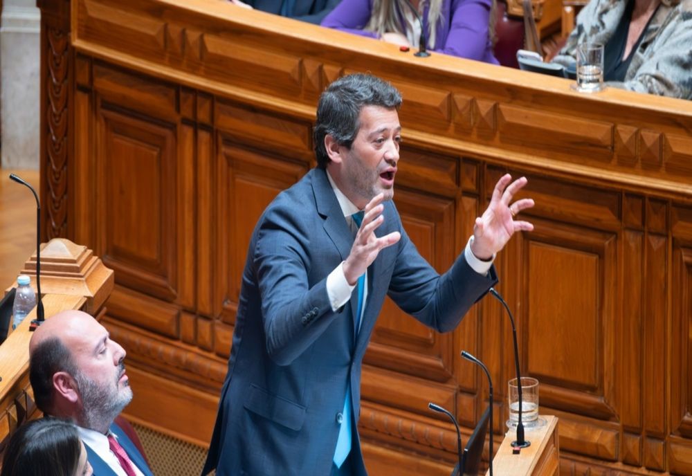 Portughezii, chemați la urne pentru a-și alege președintele