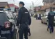Panică la Cernătești !Tânăr revenit din Belgia, ridicat dintr-un magazin din comună
