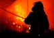 Incendiu puternic într-o comună din Buzău. Au intervenit pompierii ialomițeni