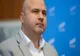 Deputatul USR Emanuel Ungureanu a reclamat, în plenul Parlamentului, că aleșii PSD fură