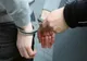 Evadat din arest la domiciliu, depistat de poliţişti şi reţinut