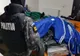 Îmbrăcăminte “de  firmă” confiscată de polițiștii de investigare a criminalității economice