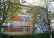 Întrevedere a poliţiştilor pentru reducerea riscului infracţional şi de victimizare, interpretată în limbaj mimico-gestual 