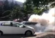 O mașină a luat foc în timp ce se deplasa pe Bulevardul Mareșal Alexandru Averescu din municipiul Buzău