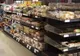 Doi minori bănuiți de furt de produse alimentare dintr-un magazin