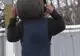 A pătruns prin efracție într-o locuință și a sustras o butelie