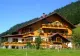 Românii au luat cu asalt cazările în august. Turismul din România a revenit puternic după un început slab de an